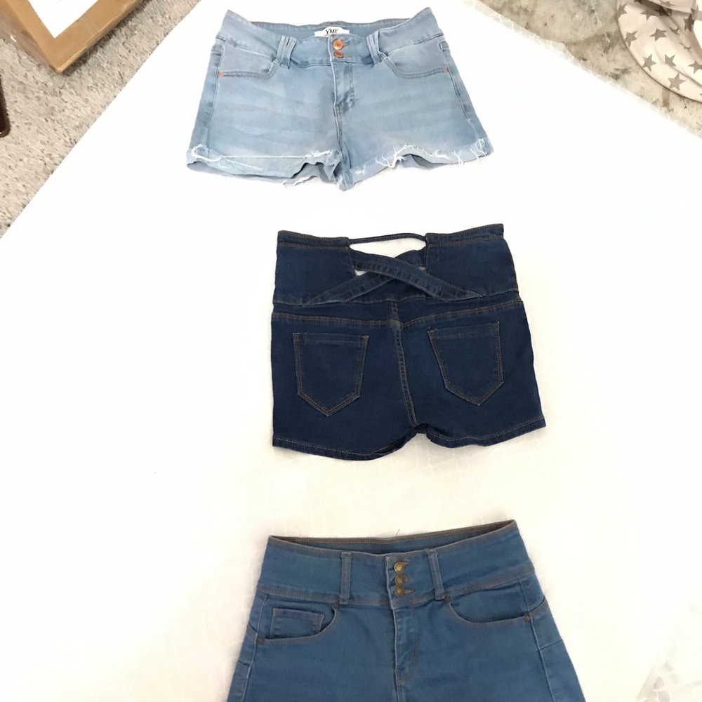 Stylish Blue Denim Women Shorts